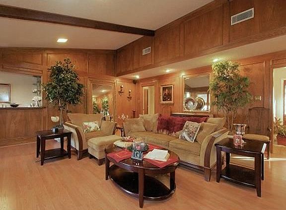 5th image of 751 Forest Ln