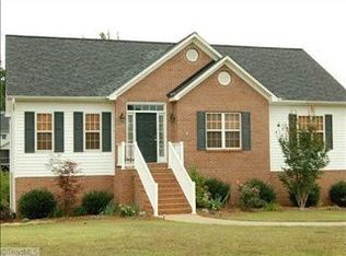 111 Wellesley Place Ct, Lewisville, NC 27023