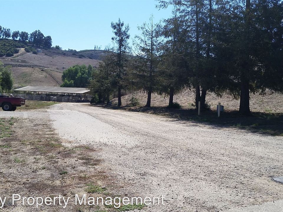 2nd image of 7692 Bradley Rd