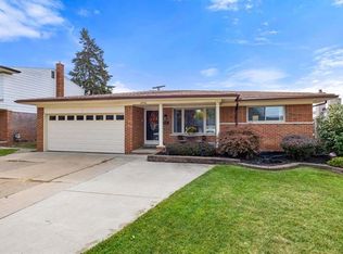 14556 Fina Dr, Warren, MI 48088