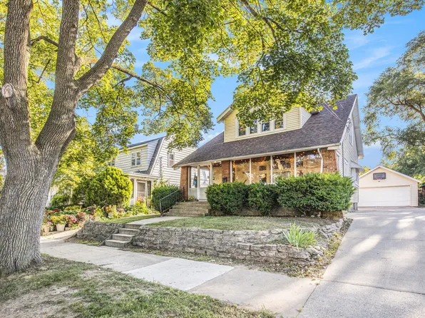 1446 Fremont Ave NW, Grand Rapids, MI 49504