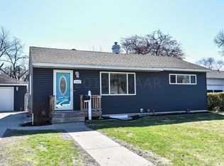 1422 16th St S, Moorhead, MN 56560