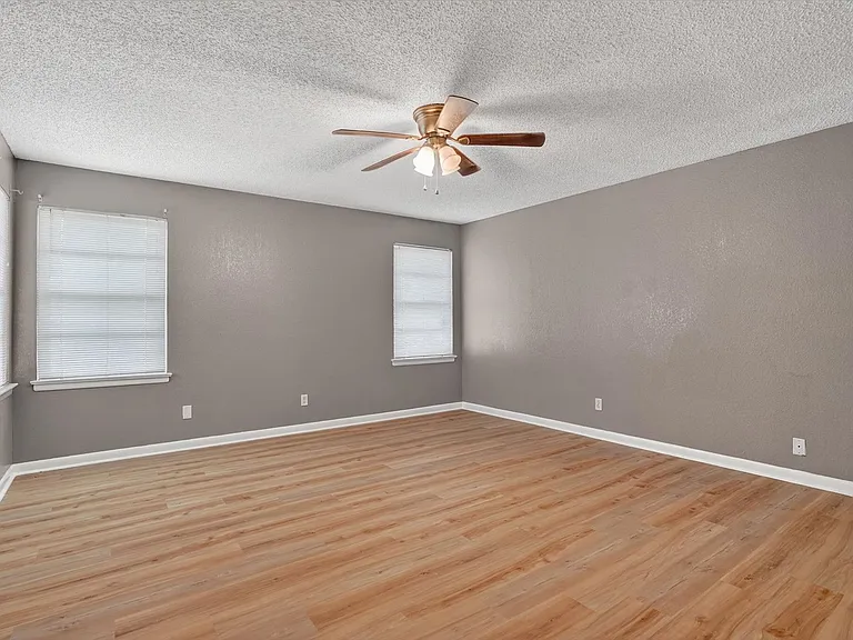 2924 Pritchett Dr — Photo 10