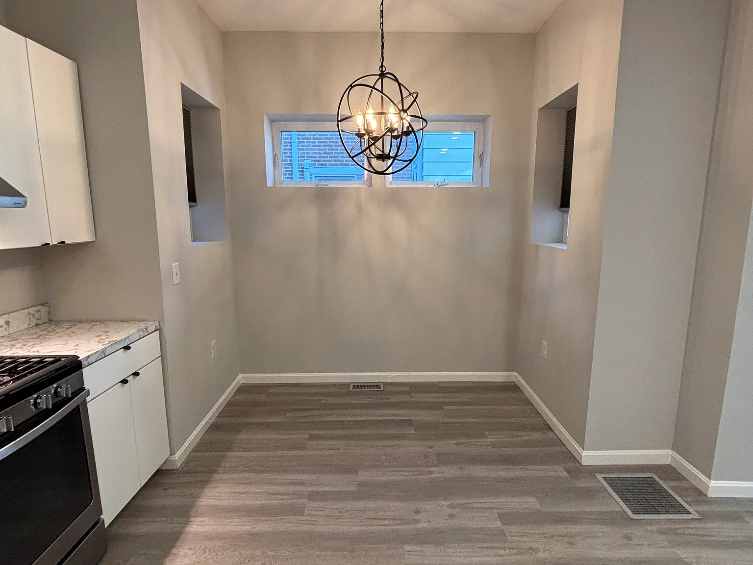 2 bed, 850 sqft, $2,500 — Photo 4