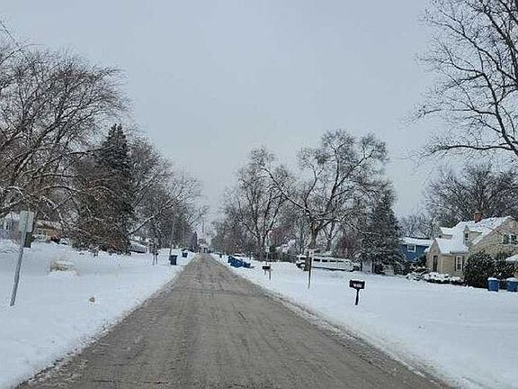 5th image of 1147 Stirling Ave