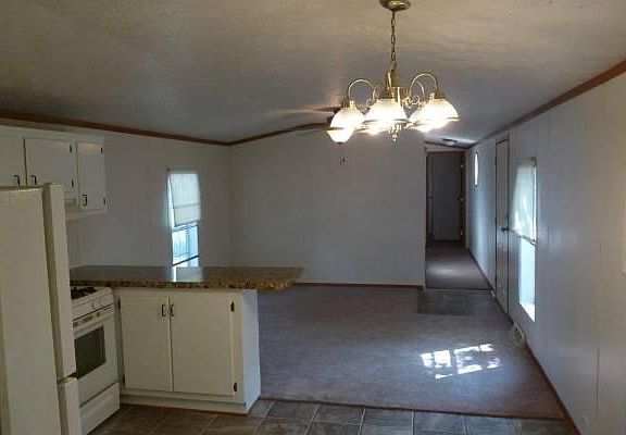 2nd image of 55 Apple Hill Dr #55