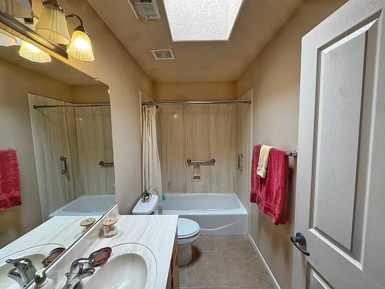 5317 Southfort Dr SW — Photo 28