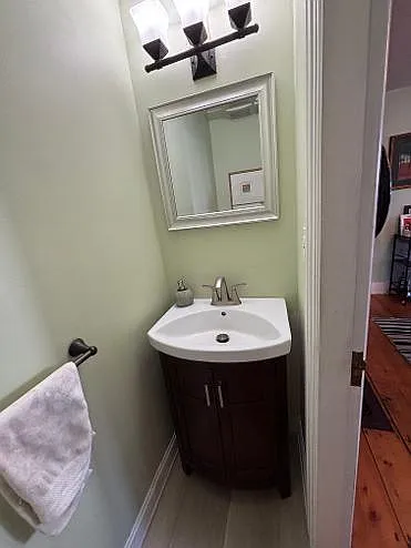 Otis Pl — Photo 8
