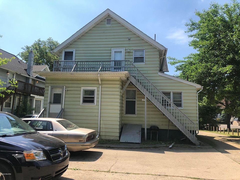 2nd image of 1810 E Ganson St