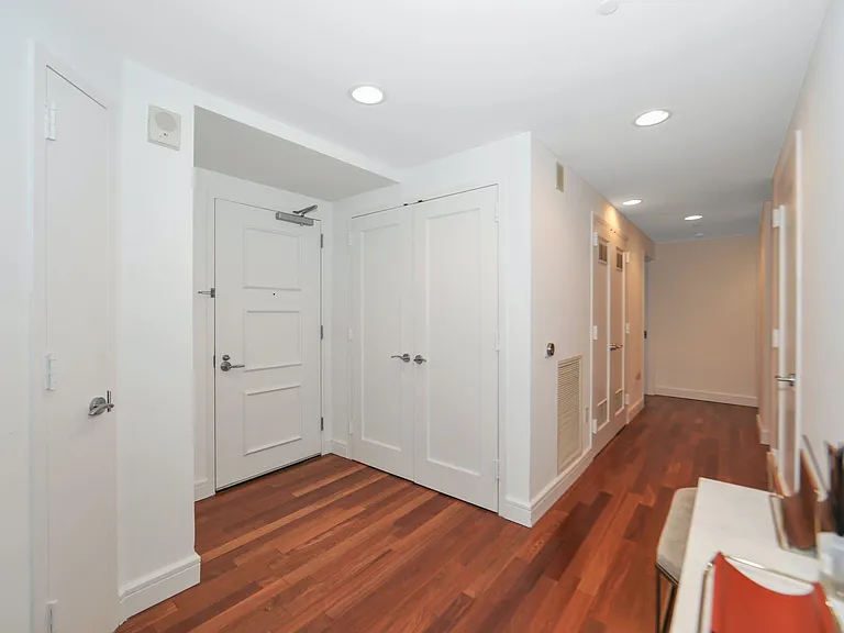 8100 River Rd #601 — Photo 7