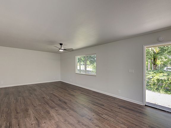 4th image of 424 W Puainako St