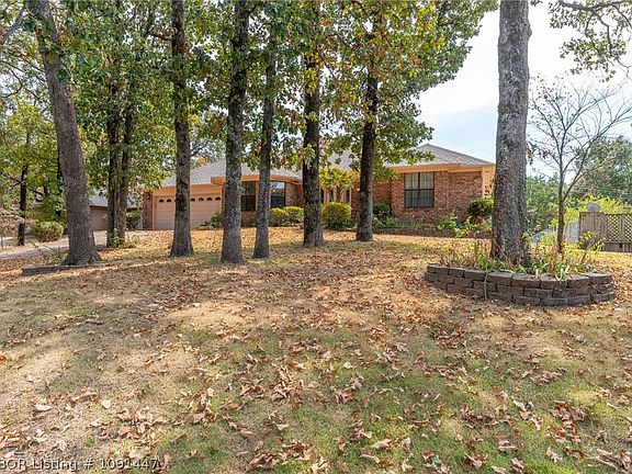 4th image of 903 Fir Dr