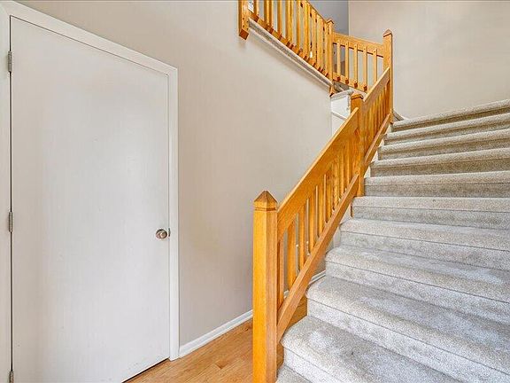 4th image of 107 Windward Dr SW #107