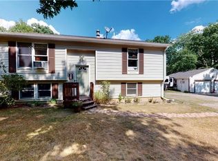 420 Plain Rd, West Greenwich, RI 02817
