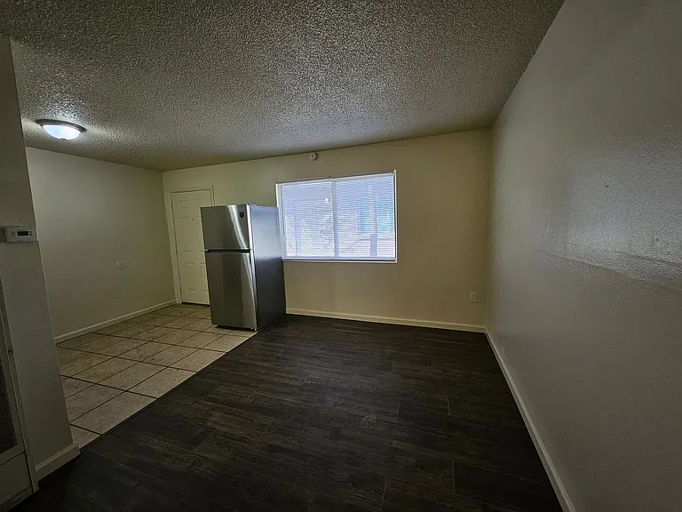 1100-1108 Arizona St SE — Photo 6