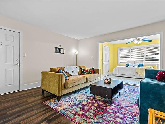 4th image of 1468 Briarwood Rd #401