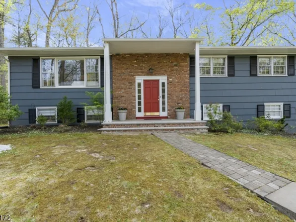 3 Edmund Dr, Warren Twp., NJ 07059