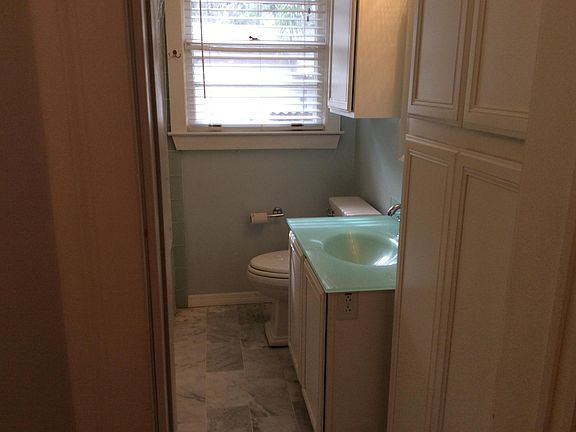 4th image of 2816 Manitou Ave