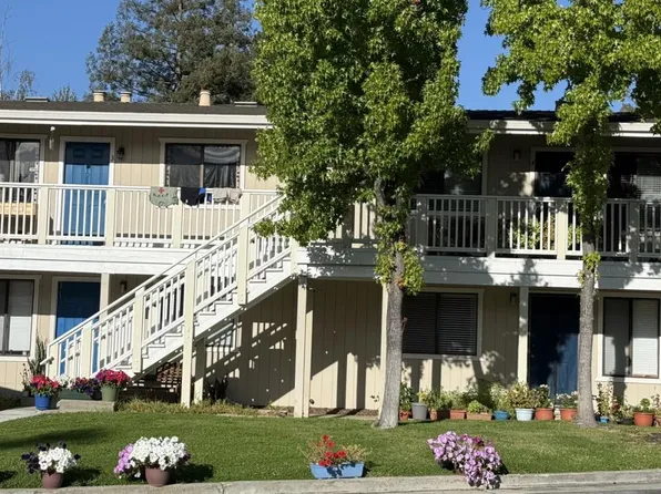 22672 Silver Oak Ln, Cupertino, CA 95014