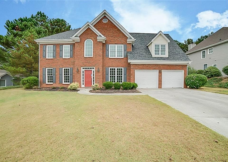 1st image of 984 Spruce Creek Ln