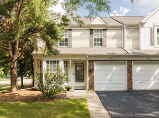 1884 Brighton St, Downers Grove, IL 60516