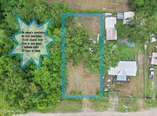 127 Shade Tree Ln SW, Supply, NC 28462