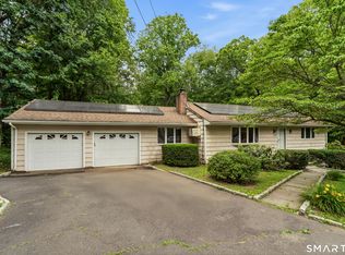30 Creeping Hemlock Drive, Norwalk, CT 06851