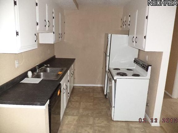 3rd image of 8455 N Akins Rd APT 104