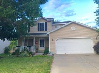 5320 NW 4th St, Lincoln, NE 68521