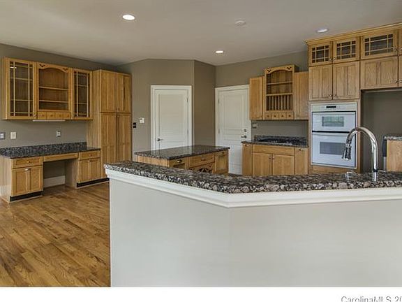 5th image of 115 Mariner Pointe Ln