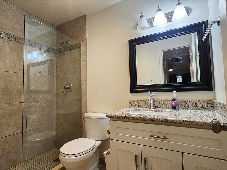 3224 Timmons Ln #129 — Photo 8