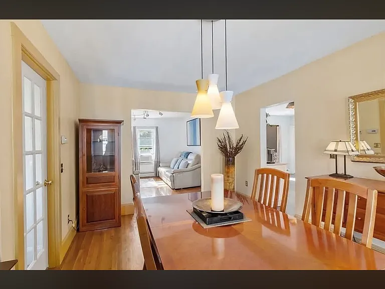 19 Franklin St #2 — Photo 6