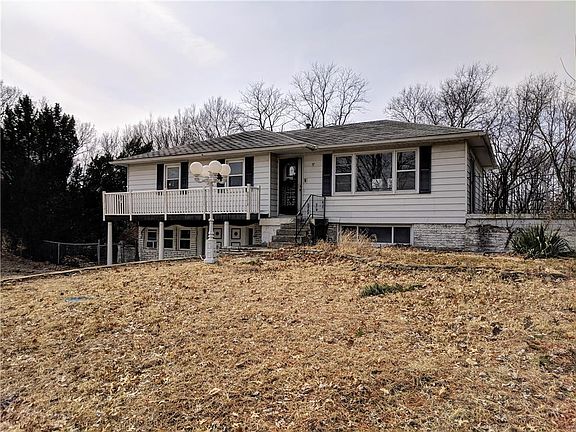 2nd image of 3514 N 33rd Ter