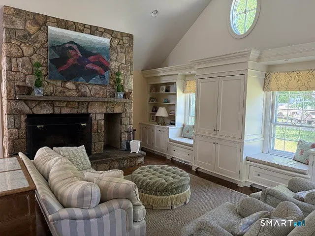 31 Harbor Rd — Photo 6