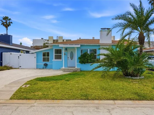 15424 2nd St E, Madeira Beach, FL 33708