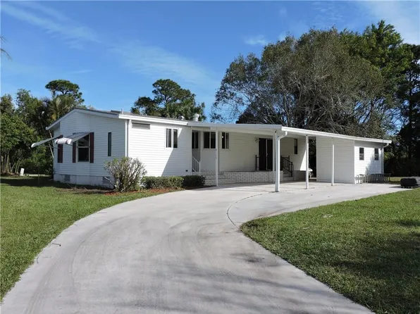 8173 Buckthorn Cir, Port Saint Lucie, FL 34952