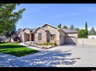 3536 W Via Delepaz Cir, South Jordan, UT 84095