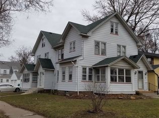 2 Burwell Rd, Rochester, NY 14617