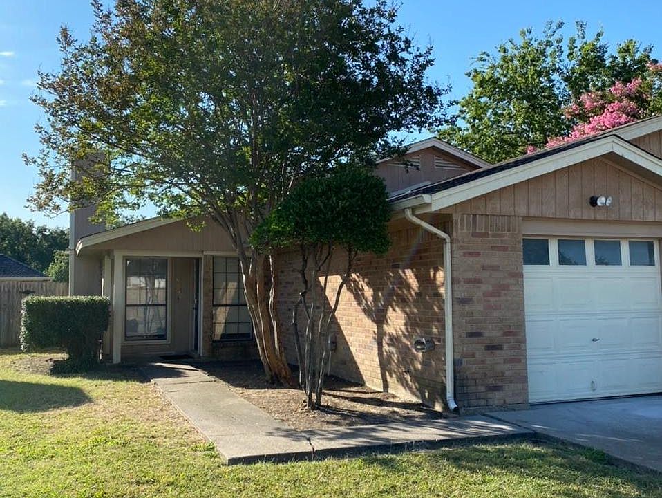 1st image of 5822 Silver Sage Dr #1