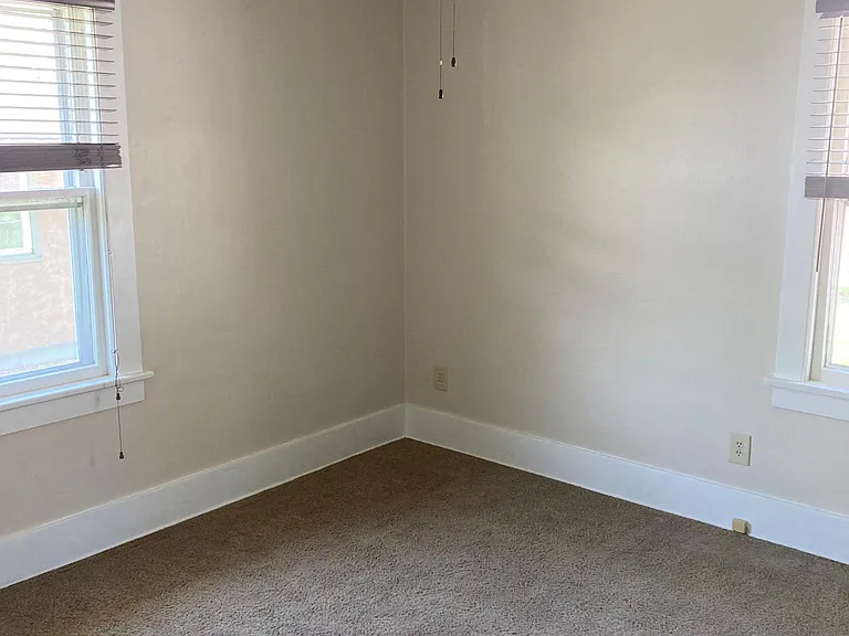 2524 Vane St — Photo 8