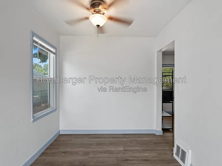 10106 N Wesley St — Photo 10