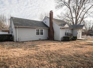 711 E Walnut St, Belton, MO 64012