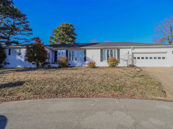 1805 Sara Ann Cir, Paragould, AR 72450