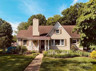 430 7th Ave NE, Hickory, NC 28601