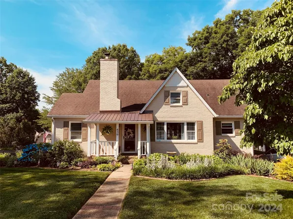 430 7th Ave NE, Hickory, NC 28601