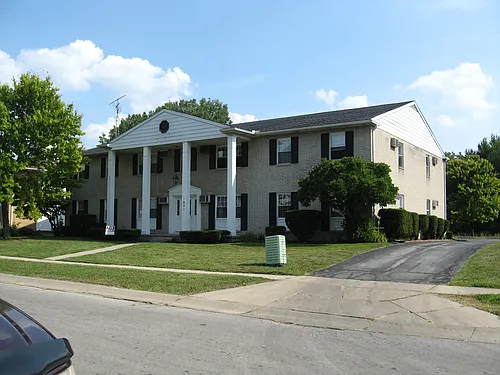 1401 Brooke Park Dr #1 Photo 1