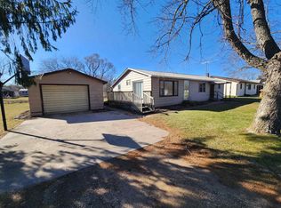 18659 S Wisconsin Ave, Muscoda, WI 53573