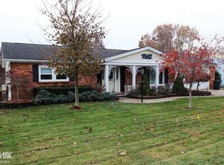 7243 Cardinal Rd, Algonac, MI 48001