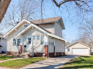 437 N 9th St, Adel, IA 50003