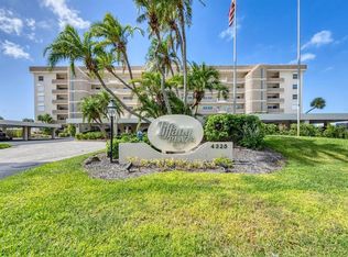 4325 Gulf Of Mexico Dr UNIT 102, Longboat Key, FL 34228